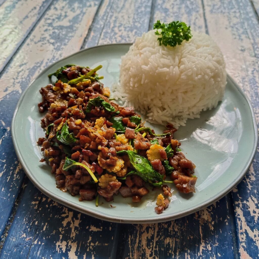 กระเพราลิ้นแดดเดียว Beef Bistro By บังบ้าน 2
